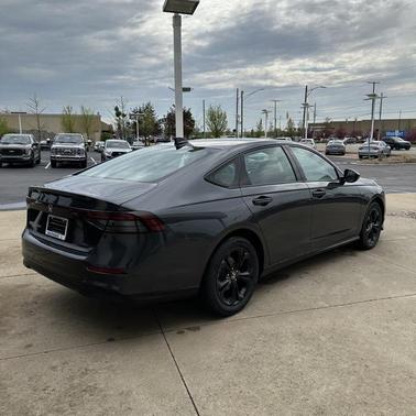 2025 Honda Accord Sport SE 1.5T
