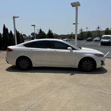 2019 Ford Fusion Hybrid SEL