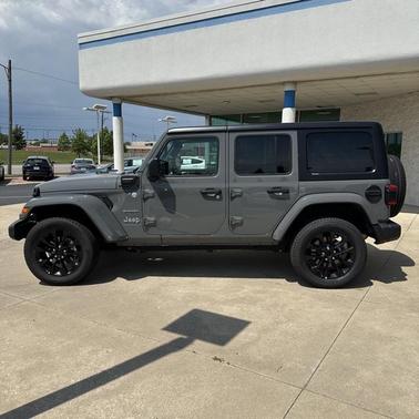 2023 Jeep Wrangler 4xe Sahara