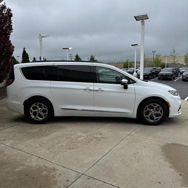 2023 Chrysler Pacifica Limited