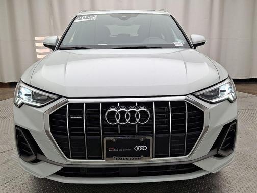 2022 Audi Q3 45 S line Premium Plus