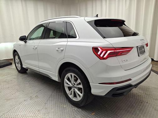 2022 Audi Q3 45 S line Premium Plus
