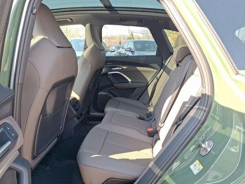 2026 Audi Q5 Premium Plus TFSI quattro S tronic