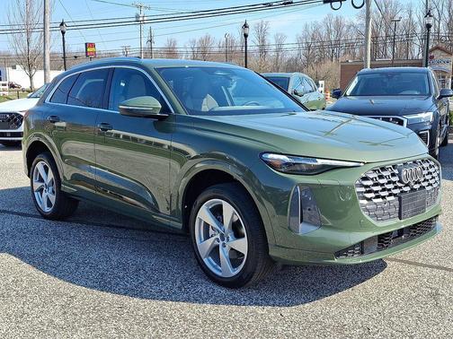 2026 Audi Q5 Premium Plus TFSI quattro S tronic