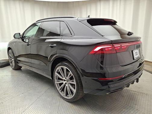 2026 Audi Q8 55 Prestige