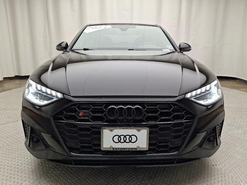 Mythos Black Metallic 2023 Audi S4 Premium Plus TFSI quattro Tiptronic