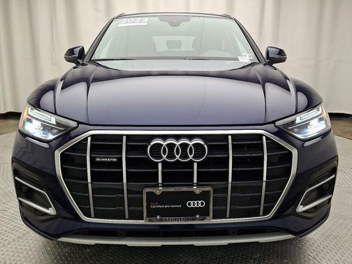 Navarra Blue Metallic 2023 Audi Q5 40 Premium