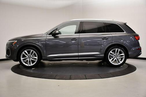 2025 Audi Q7 55 Premium Plus