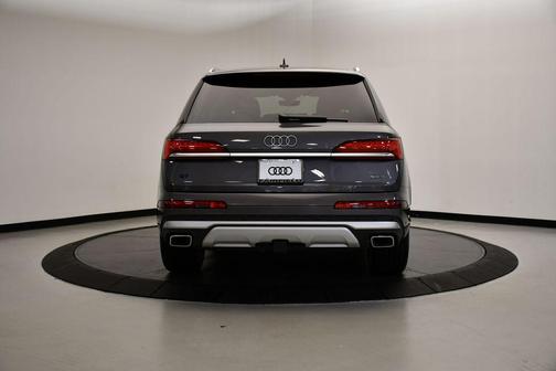 2025 Audi Q7 55 Premium Plus
