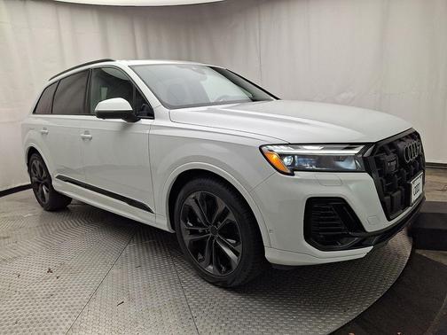 2026 Audi Q7 55 Premium Plus
