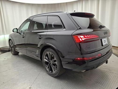 2025 Audi Q7 55 Prestige