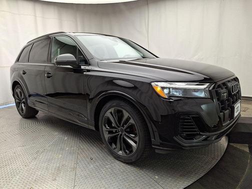 2026 Audi Q7 55 Premium Plus