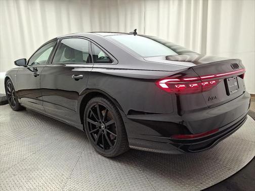 2022 Audi A8 L 55 TFSI quattro Tiptronic