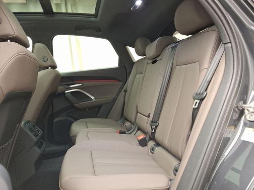 2025 Audi Q5 Sportback Premium