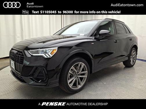 2025 Audi Q3 Premium 45 TFSI S line quattro Tiptronic