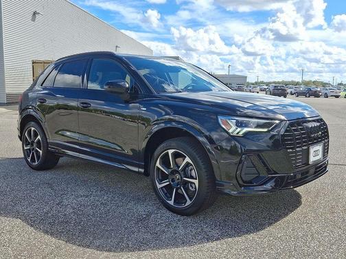 2025 Audi Q3 45 S line Premium Plus