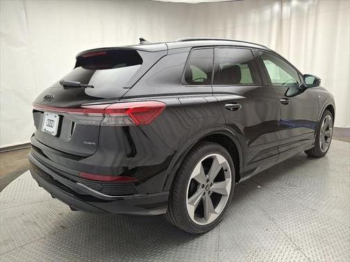 2025 Audi Q4 e-tron Premium Plus 55 quattro