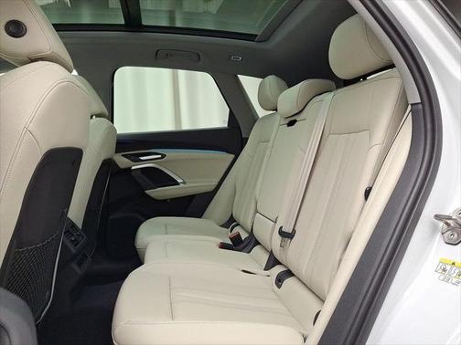 2025 Audi Q5 Premium