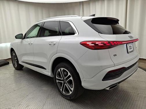 2025 Audi Q5 Premium