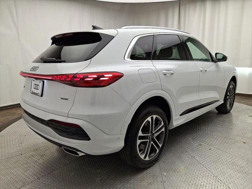 2025 Audi Q5 Premium