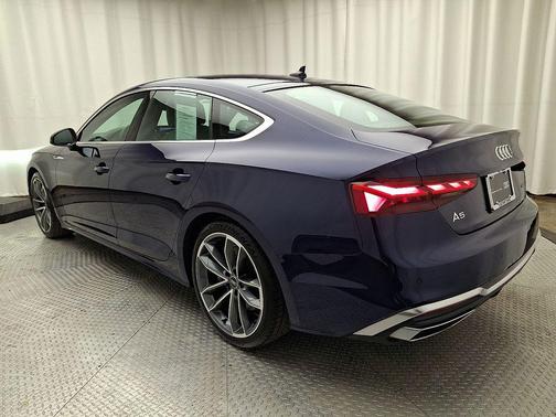 Navarra Blue Metallic 2023 Audi A5 Sportback 45 S Line Premium