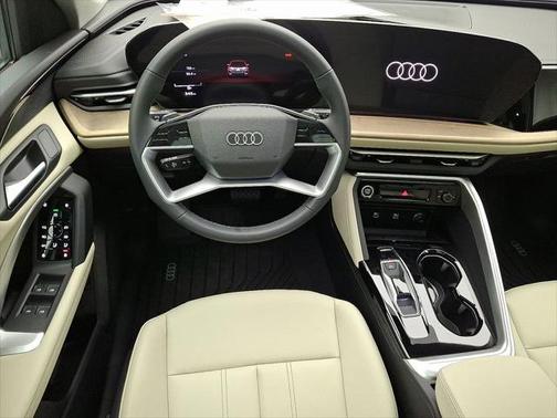 2025 Audi Q5 Premium