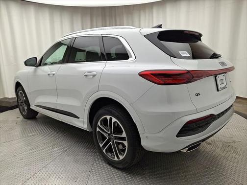2025 Audi Q5 Premium