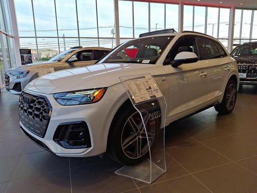 2025 Audi Q5 55 S line Premium Plus