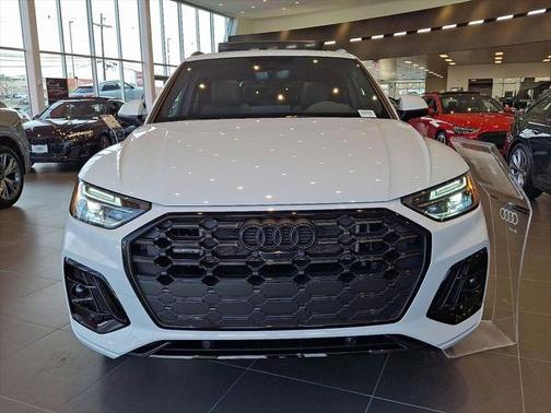 2025 Audi Q5 55 S line Premium Plus