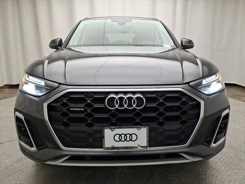 2022 Audi Q5 45 S line Premium