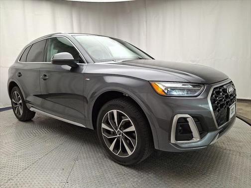 2022 Audi Q5 45 S line Premium