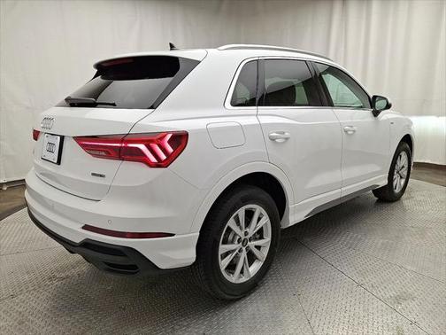 2025 Audi Q3 45 S line Premium Plus