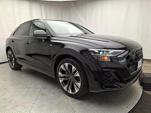 Mythos Black Metallic 2026 Audi Q8 55 Premium Plus