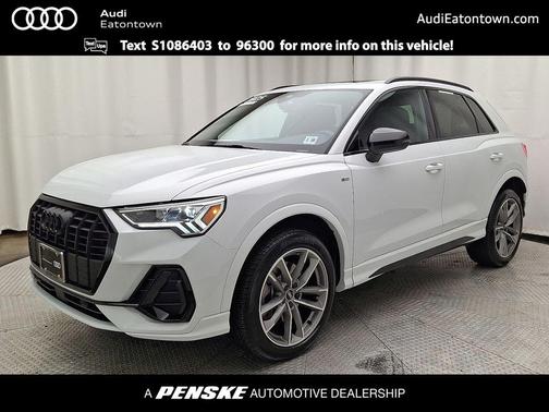 2025 Audi Q3 Premium 45 TFSI S line quattro Tiptronic