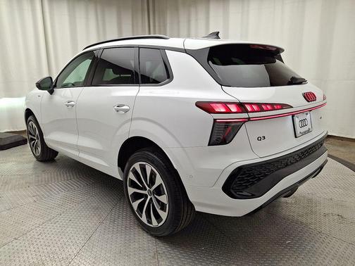 Arkona White 2026 Audi Q3 TFSI quattro S tronic