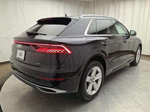 2020 Audi Q8 55 Premium