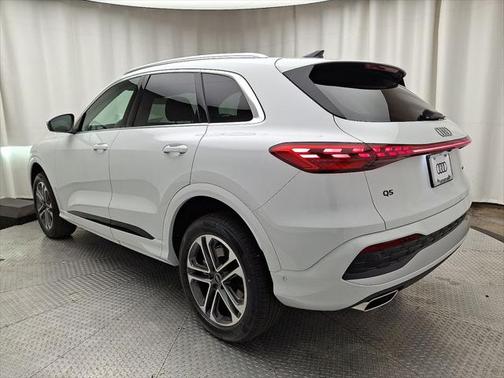 2025 Audi Q5 Premium