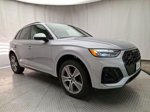 2025 Audi Q5 45 S line Premium