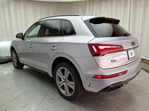 2025 Audi Q5 45 S line Premium