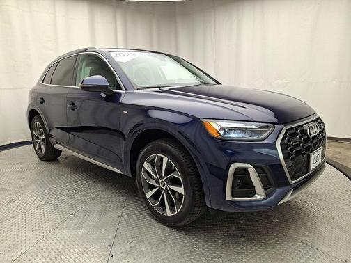 Navarra Blue Metallic 2023 Audi Q5 45 S line Premium