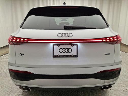 2025 Audi Q5 Premium Plus TFSI quattro S tronic