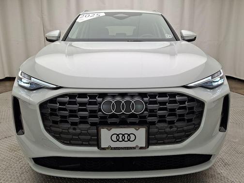 2025 Audi Q5 Premium Plus TFSI quattro S tronic