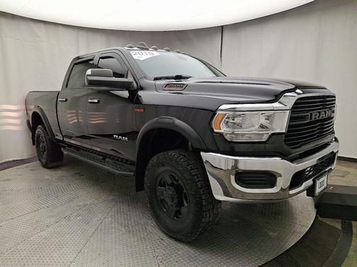 2019 RAM 2500 Big Horn Crew Cab 4x4 6'4' Box