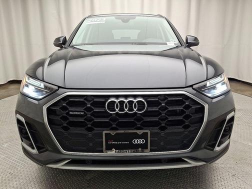2023 Audi Q5 45 S line Premium