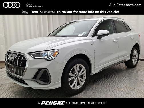 2025 Audi Q3 Premium 45 TFSI S line quattro Tiptronic