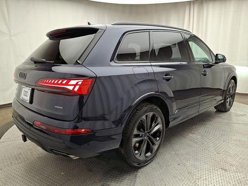 2026 Audi Q7 55 Premium Plus