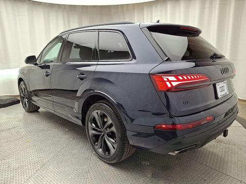 2026 Audi Q7 55 Premium Plus