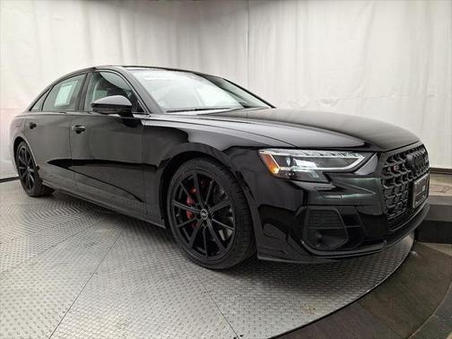 2022 Audi S8 4.0T