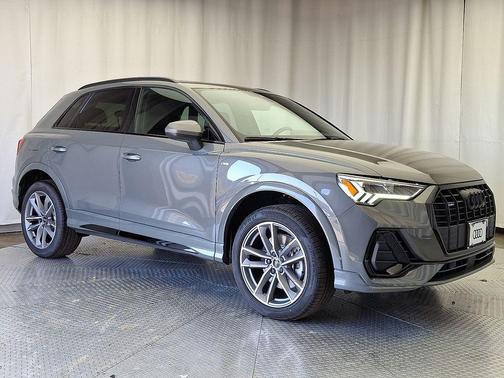 2025 Audi Q3 Premium 45 TFSI S line quattro Tiptronic