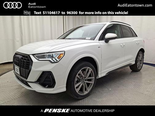 2025 Audi Q3 Premium 45 TFSI S line quattro Tiptronic